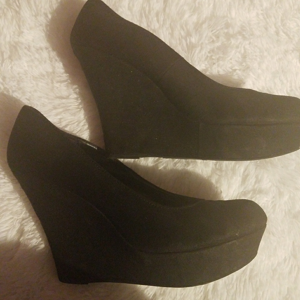 Black Wedges Size 13